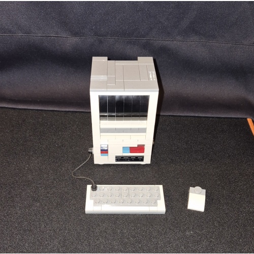 Old Mac by Cheat3