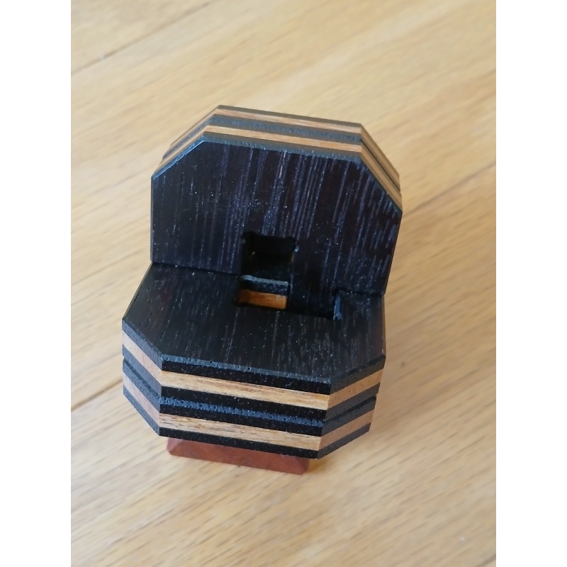 Dark Matter Burr by Juno