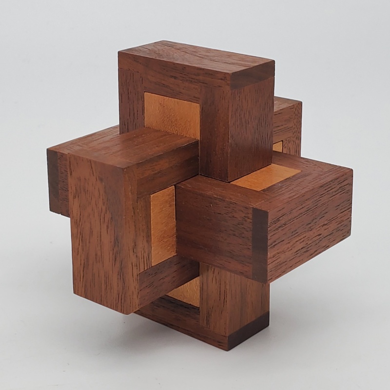 Capsula Burr by Eric Fuller