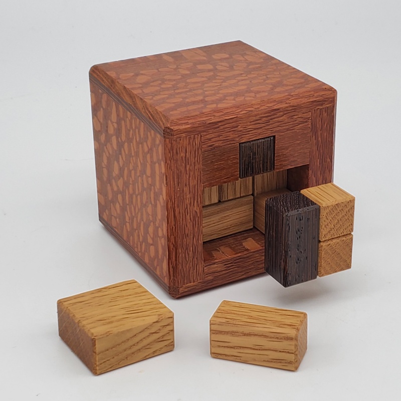 Cubyful 2 by Lucie Pauwels and Eric Fuller