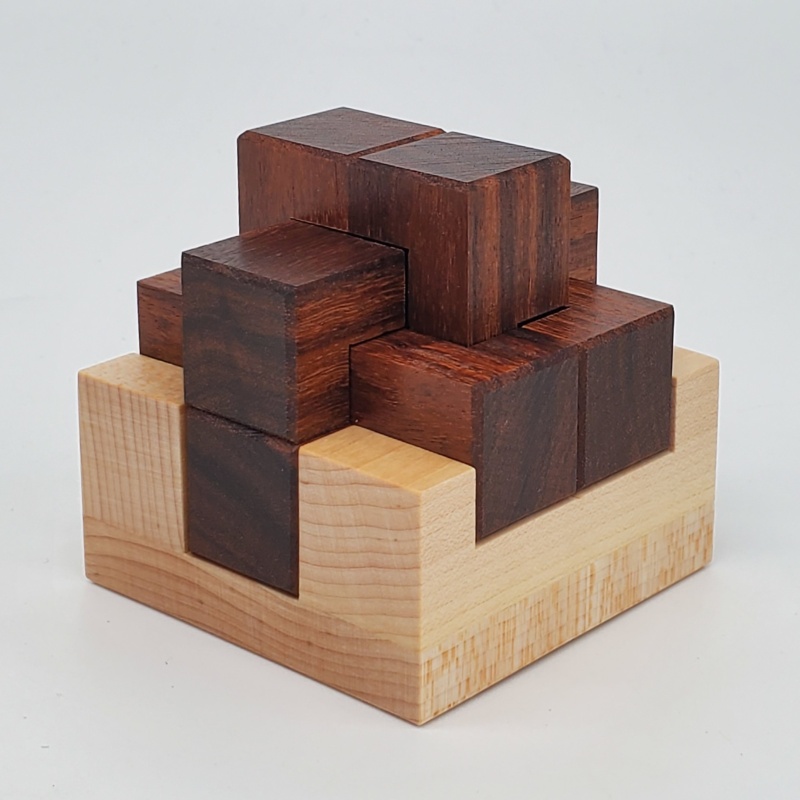 Basket Burr by Yavuz Demirhan and Eric Fuller