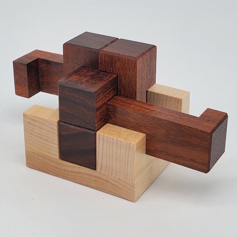 Basket Burr by Yavuz Demirhan and Eric Fuller