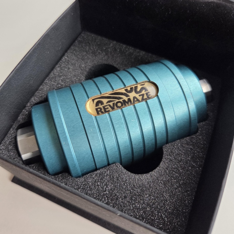Revomaze Turquoise V3 - Chris Pitt