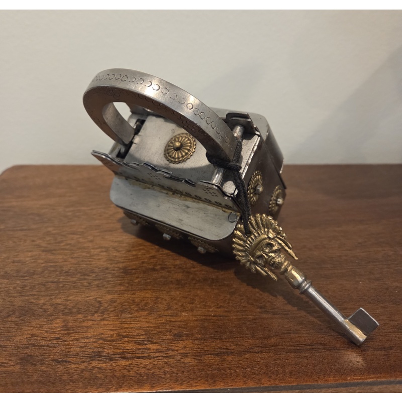 Crown Iron Puzzle Lock – Puzzle Master