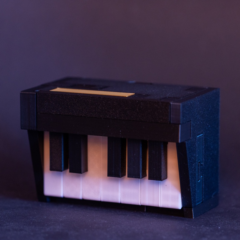 Piano Box by Mowens