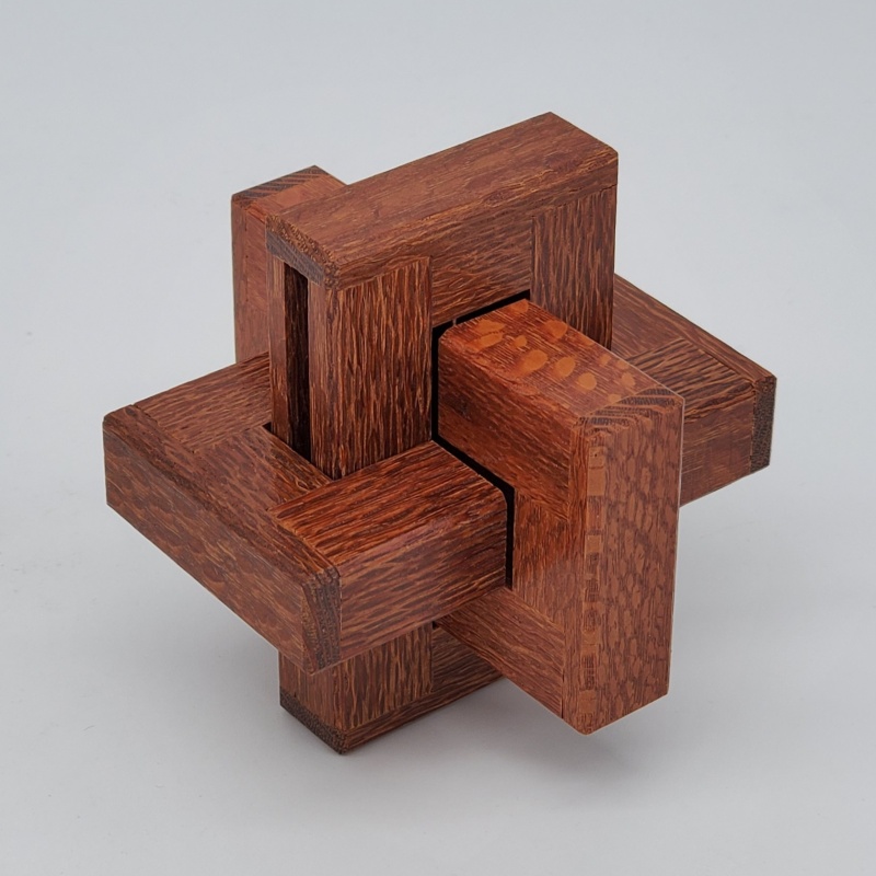 Grooved Three Piece Burr by Kouki Kusumi and Eric Fuller