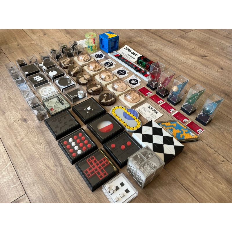 50+ vintage puzzles