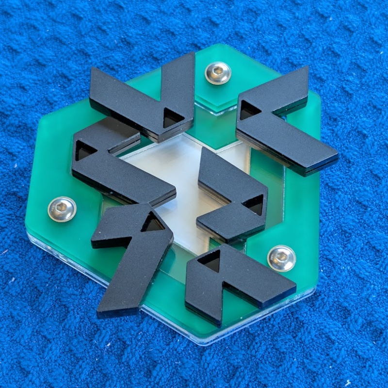 Six Ticks (IPP34) by Andreas Röver / Diniar Namdarian