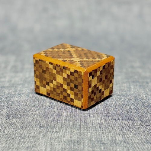 Mame-Himitsu-Bako by Yoshio Okiyama KCG