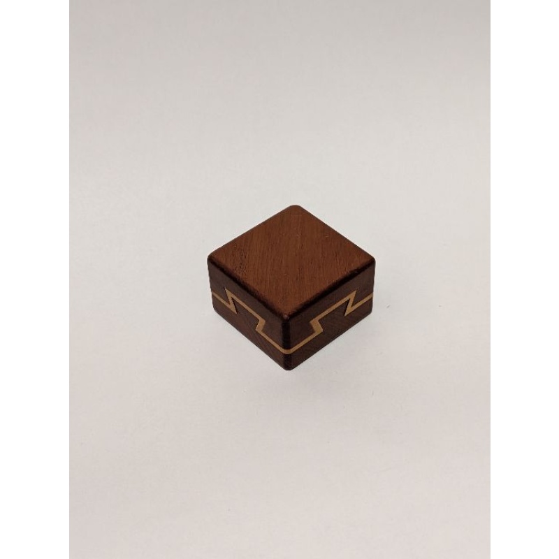 Sandfield's Three-Layer Double Dovetail - Perry McDaniel