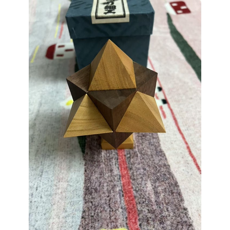 Akio Kamei Cube & Octagon box