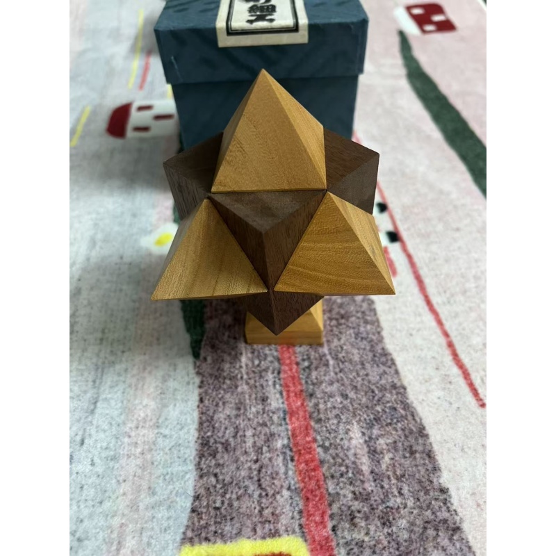 Akio Kamei Cube & Octagon box