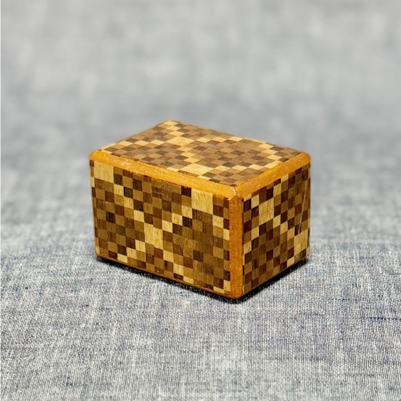 Mame-Himitsu-Bako by Yoshio Okiyama KCG