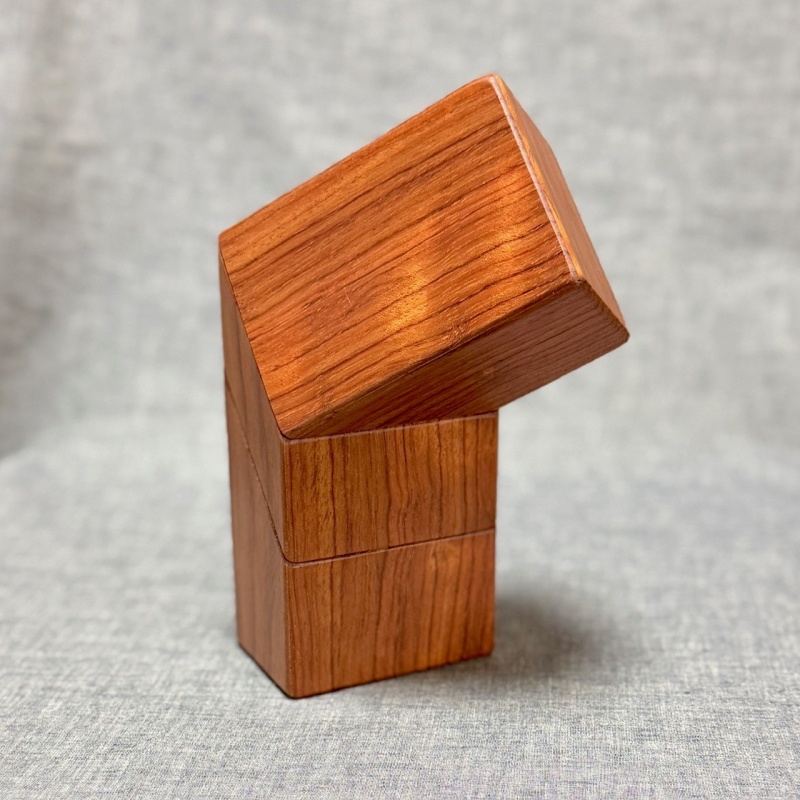 VARY-BOX Zig Zag (M-15) by Akio Kamei