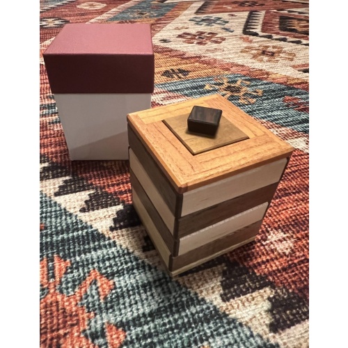 2021 Karakuri Christmas Gift - By Hiroshi Iwahara