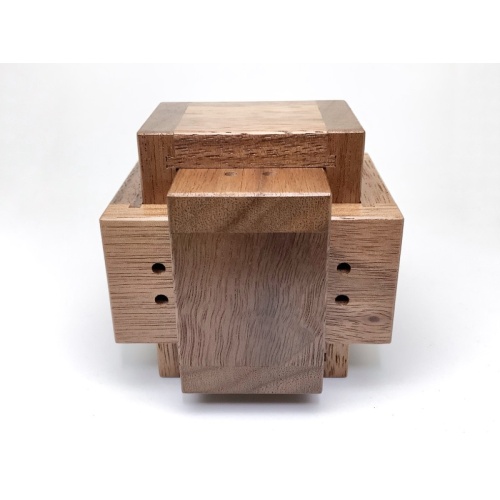 Akio Kamei’s Expansion Puzzle Box IV