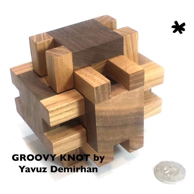 Groovy Knot by Yavuz Demirhan - 2013