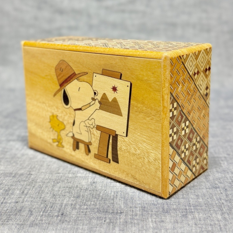 SNOOPY Secret Box Collaboration Karakuri Box