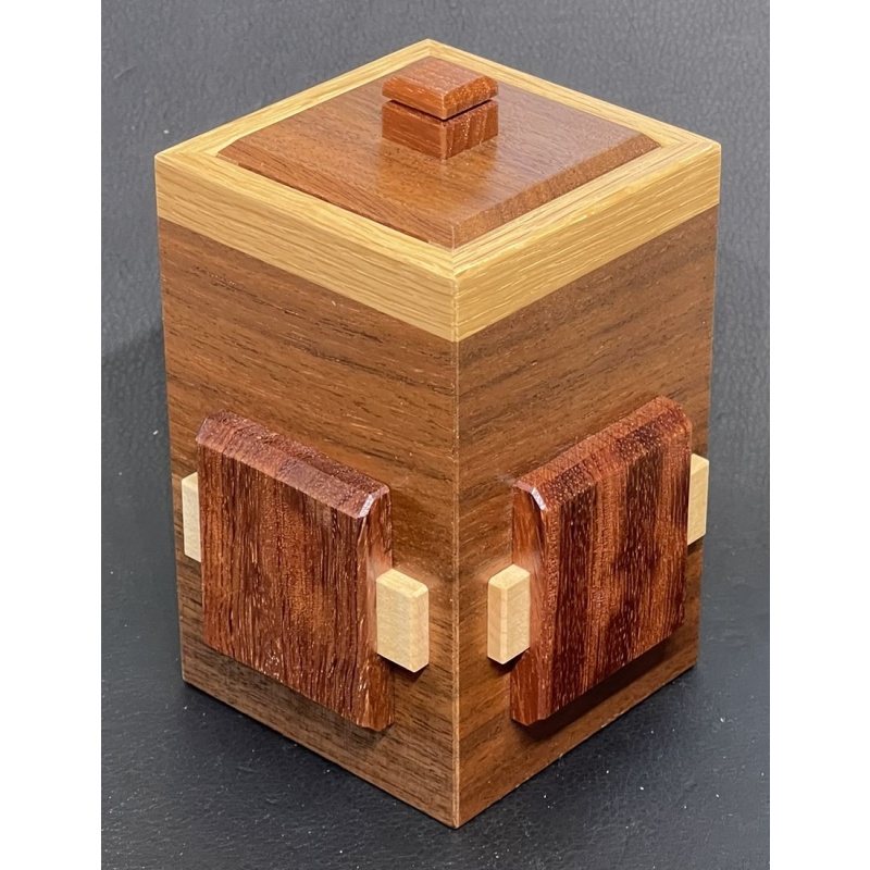 Bean Bag Drawer 2 by Hiroshi Iwahara (Karakuri)