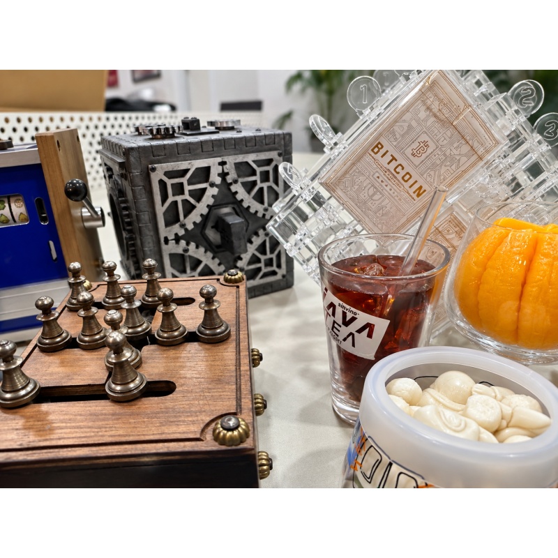Mechanical Puzzle Collection – 28 Puzzles – Wil Strijbos, Felix Ure, Two Brass Monkeys, Juno, Toyo Glass, MW Puzzles & More