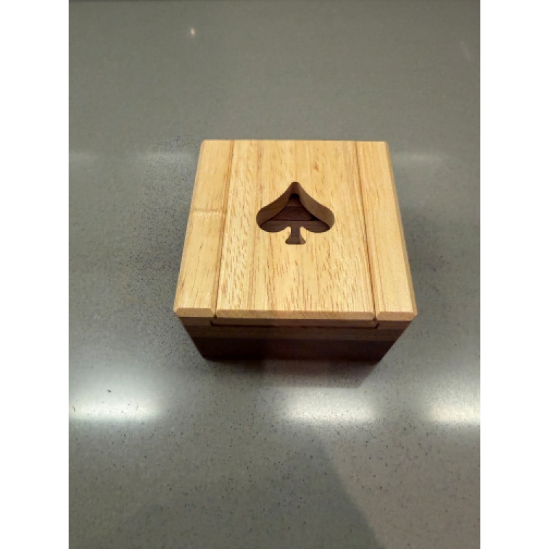 Spade Case by Juno