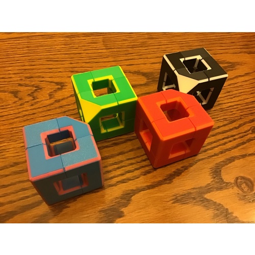 Cubits, by Benno de Grote