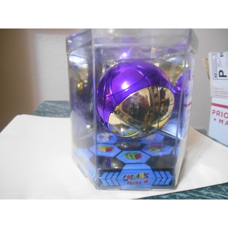Traiphum Megaminx ball, Purple with gold end caps, Calvin