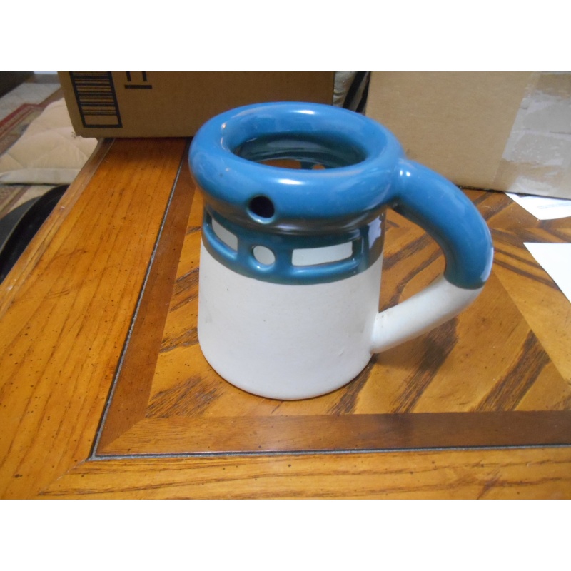 Puzzle Mug, ceramic, green top, plain base