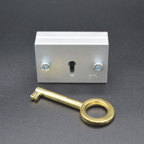 Schlüssel (Key) by Roger D
