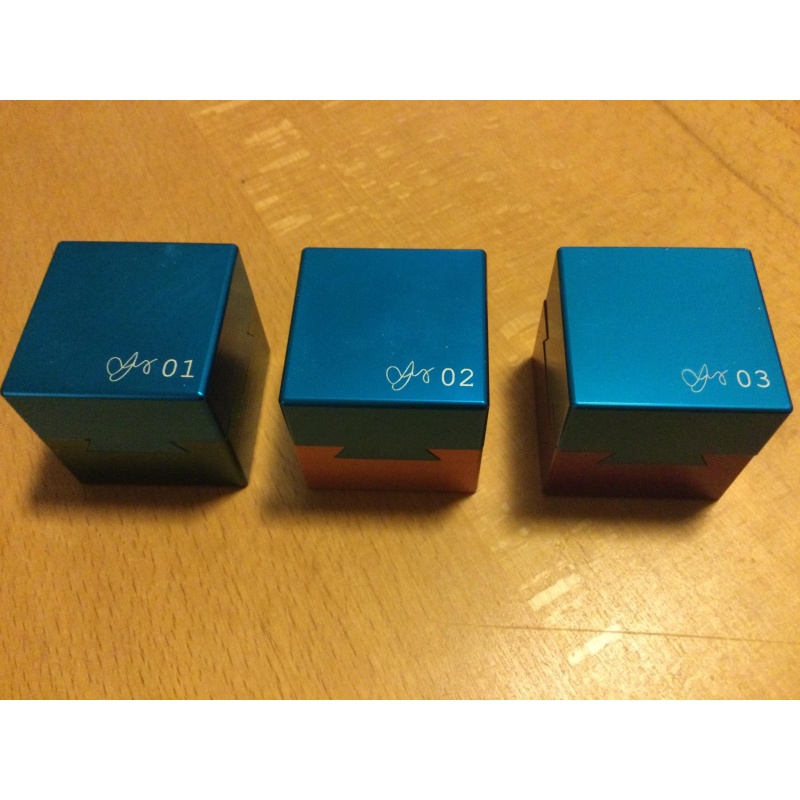 Wil Strijbos three dovetail cubes