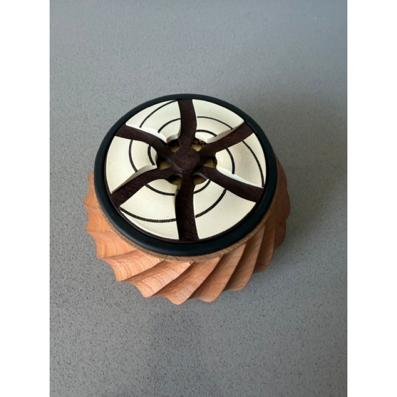 Fibonacci puzzle box by Jesse Born