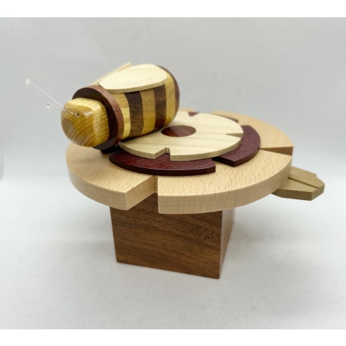 Honeybee (2009) - Haroyuki Oka (Karakuri)