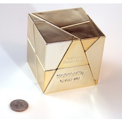 Meffert's Golden Cube - gold version