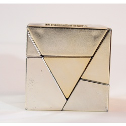 Meffert's Golden Cube - gold version