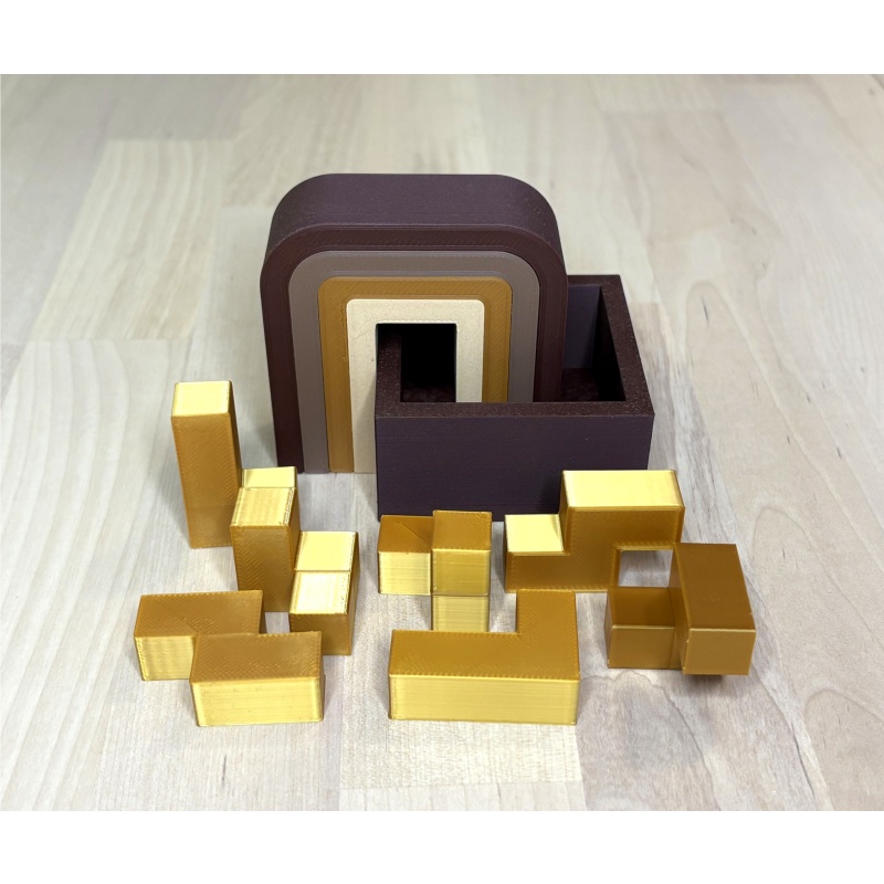 Golden Pot, by Yavuz Demirhan