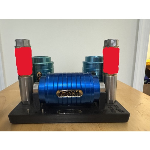 Revomaze Stand & Two Grips