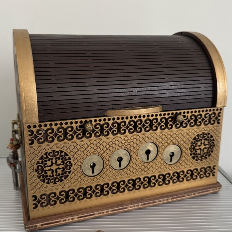 Lunch Box - Wooden Puzzle Box by Constantin