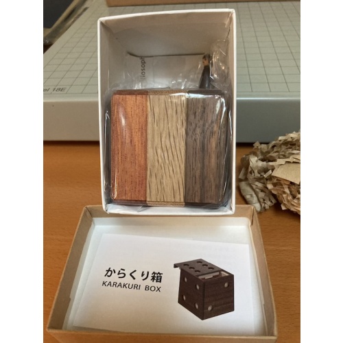 Karakuri Bara-Bara Box: Philosopher