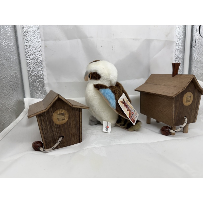ze Mouse House and ze House of Mousie Duong