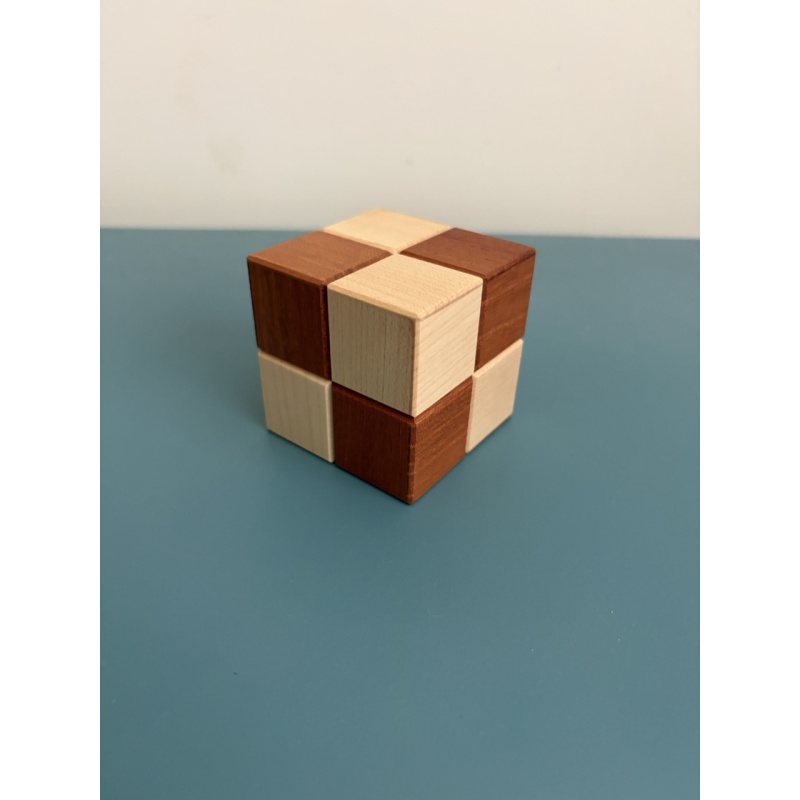 Karakuri Cube Box 4