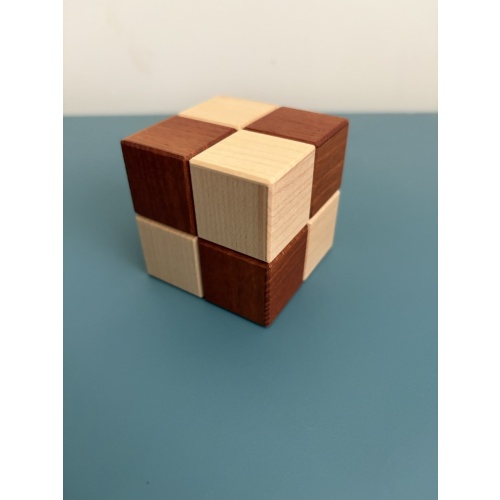 Karakuri Cube Box 4