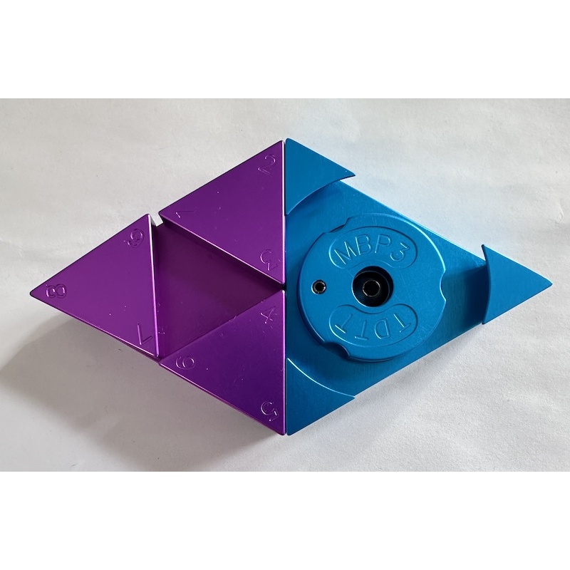 MBP #3 Triple Dovetail Triangle by Robert Rose