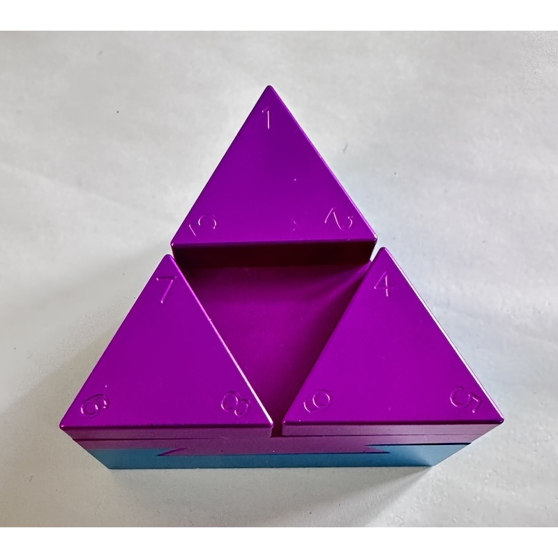 MBP #3 Triple Dovetail Triangle by Robert Rose