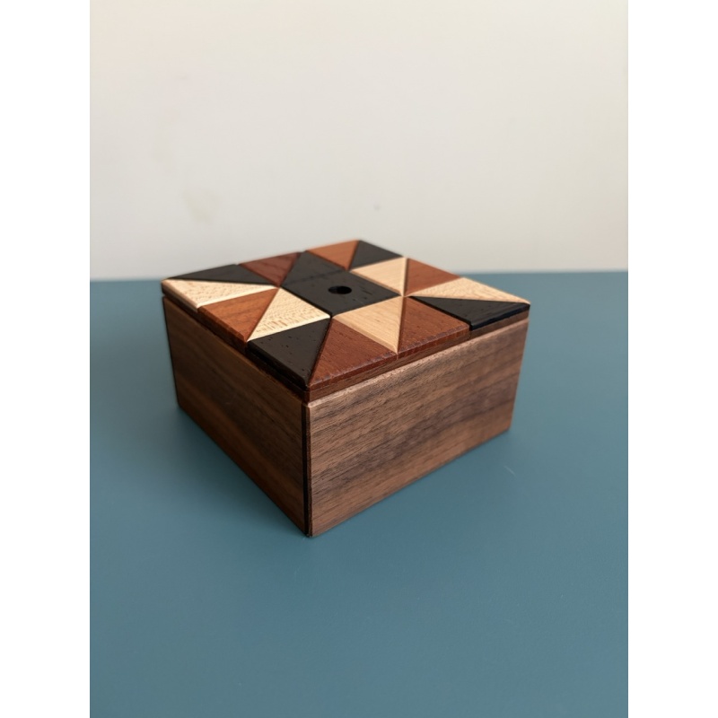 Karakuri Ninja Puzzle Box