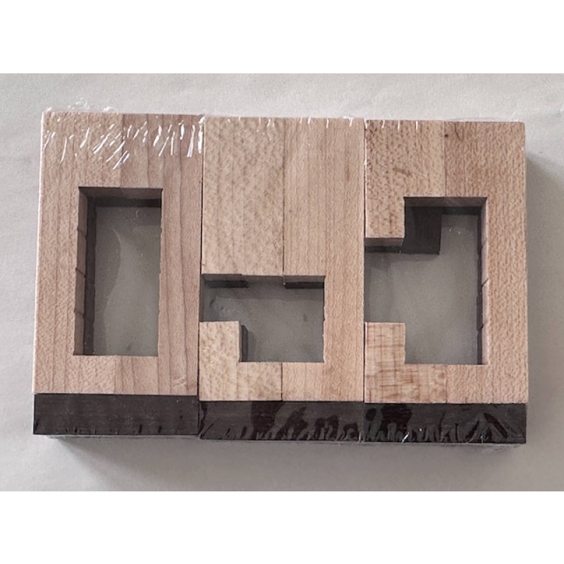 Bent Board Burr #6 (IPP23) by Frans de Vreugd / Puzzlecraft (Steve Strickland)