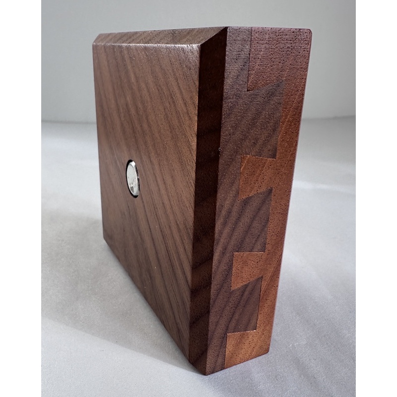 DoveTangle by Perry McDaniel & Norman Sandfield