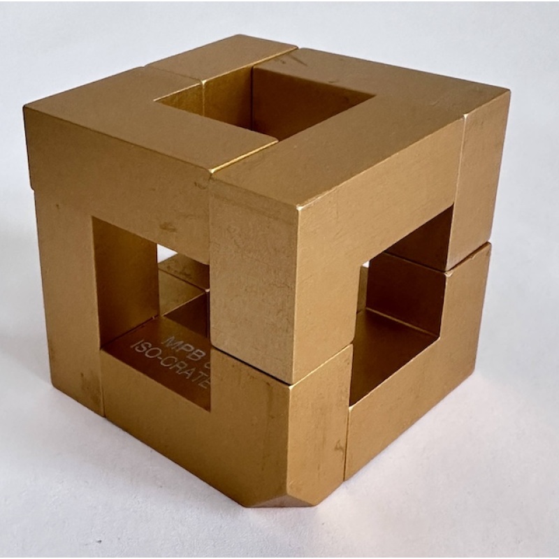 ISO-CRATE (MBP 8) by Robert Rose