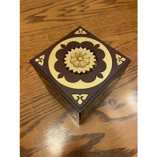 Cube Box, by Constantin