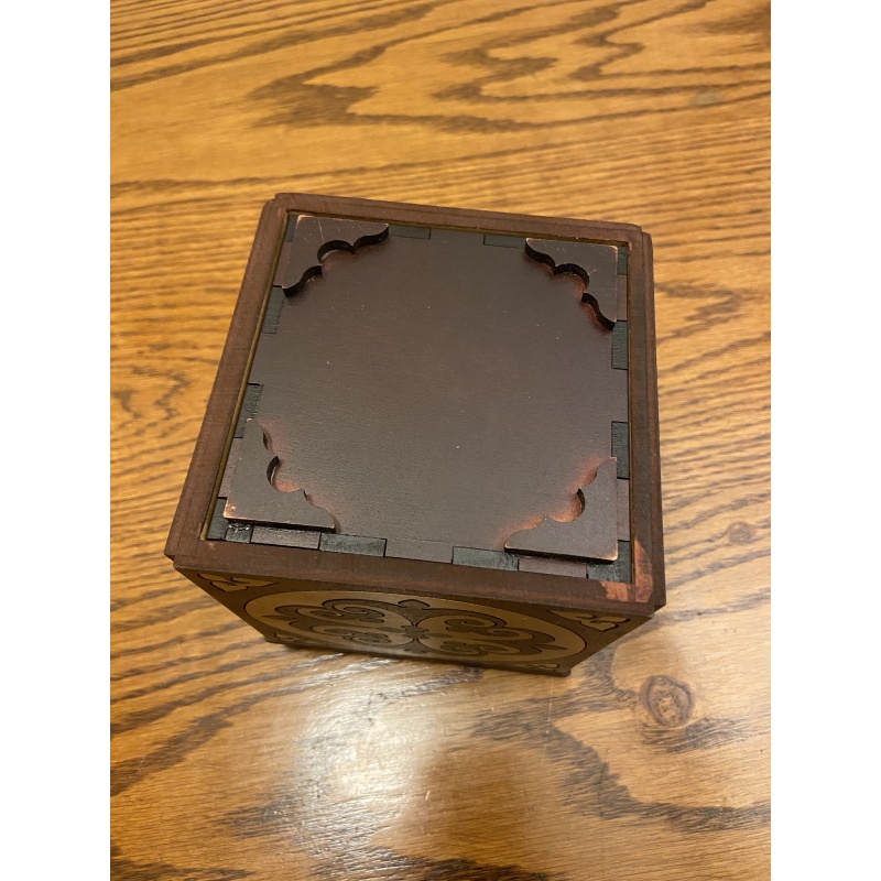Cube Box, by Constantin