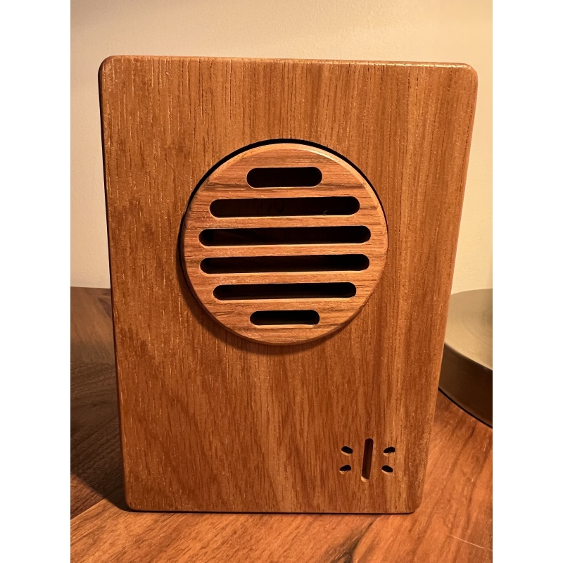 Walters Radio (by DEDwood Crafts / Dee Dixon)